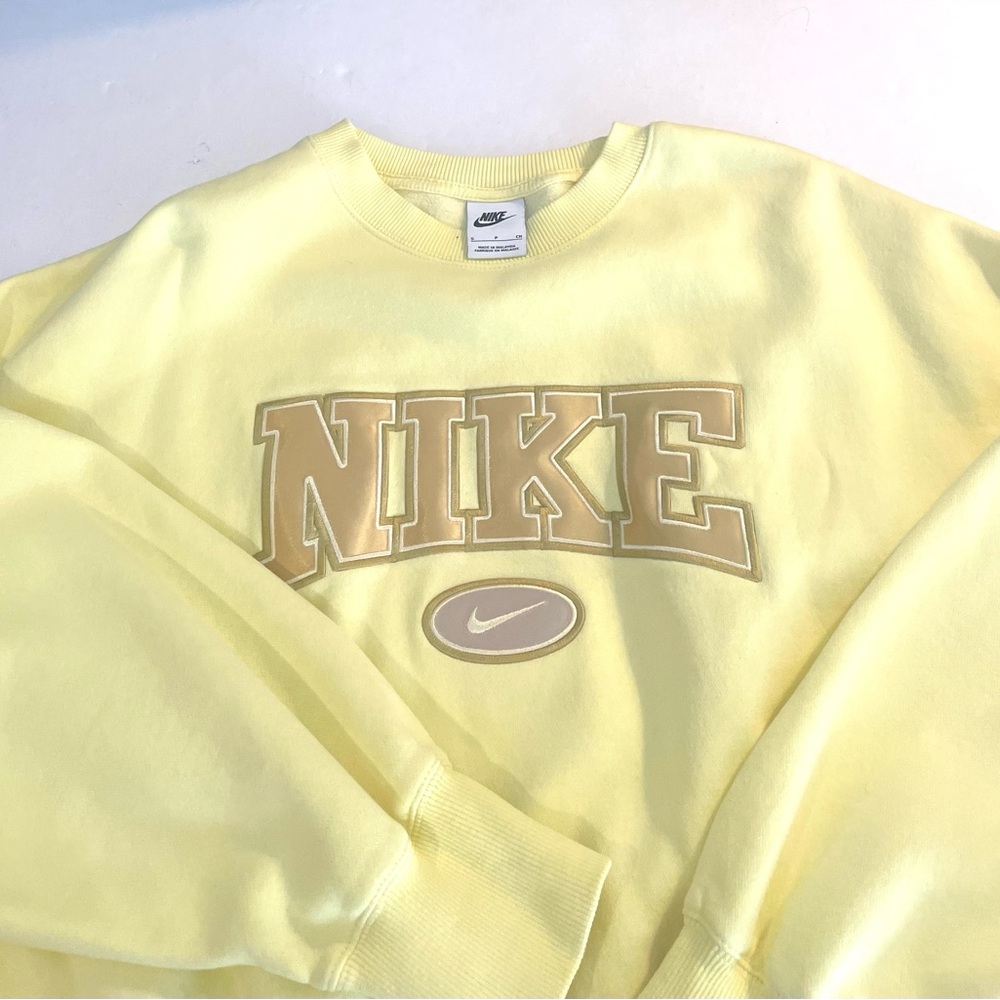 Nike Yellow Logo Crewneck Sweatshirt - Picture 8 of 11